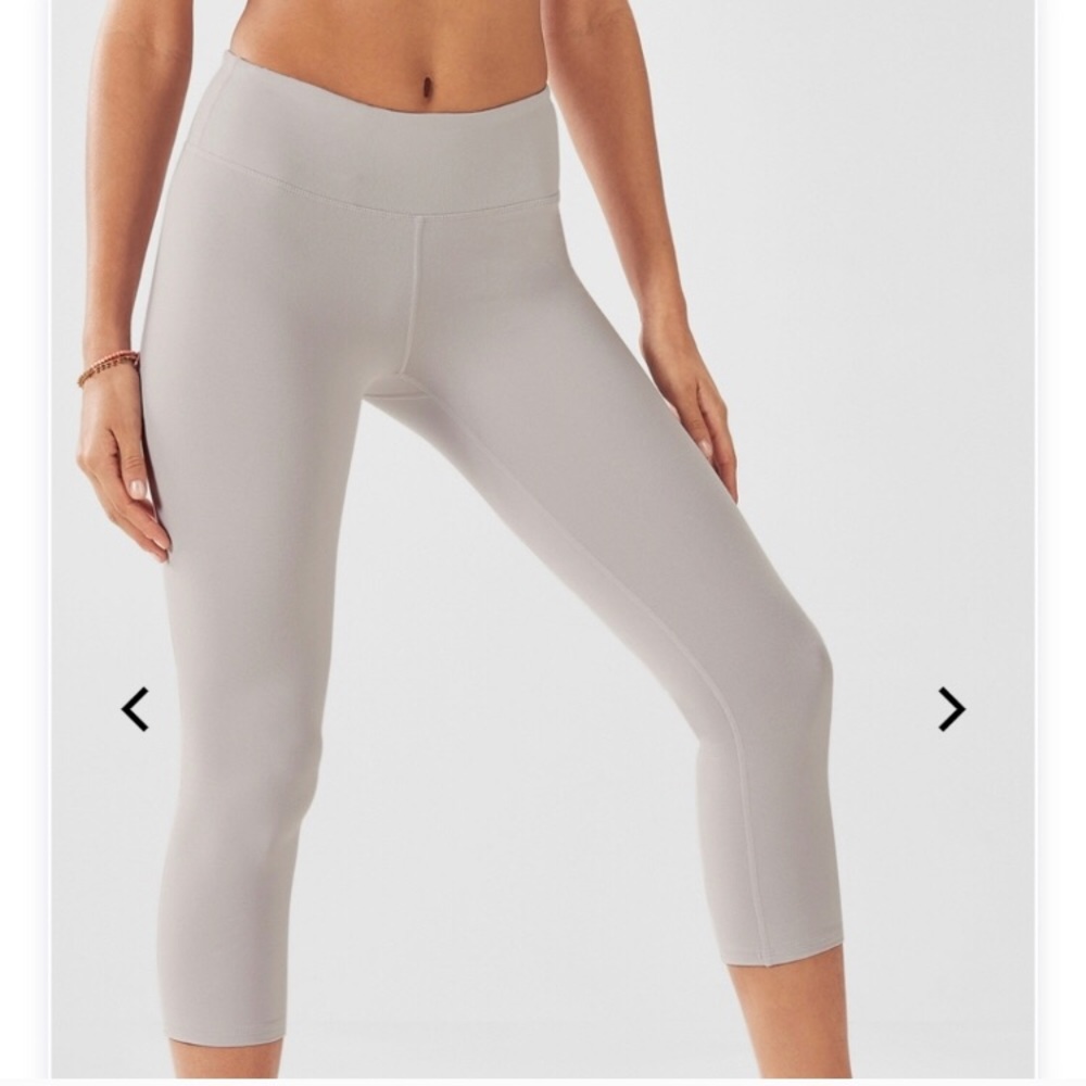 Fabletics Like New Crop Leggings